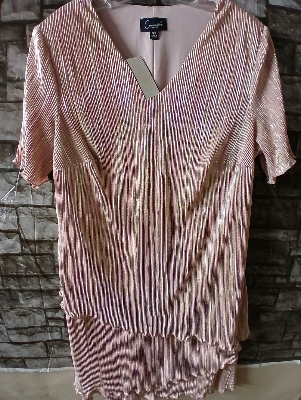 connected apparel Pink Metallic Pleated V-Neck Tunic Top